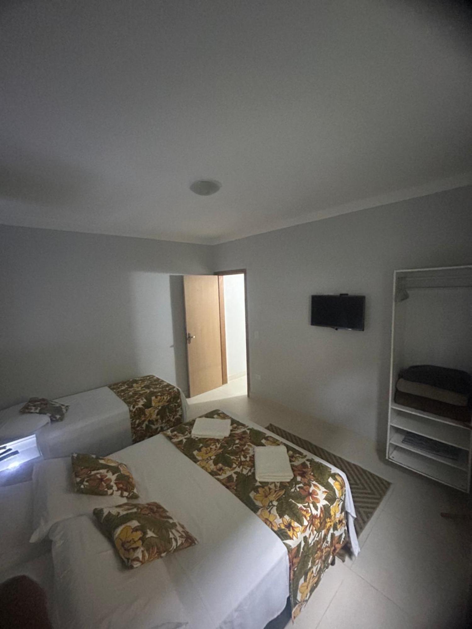 Residencial Camburya Hotel Camburi  Buitenkant foto